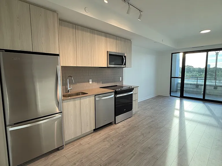 740 Whitlock Ave #204 — Photo 3