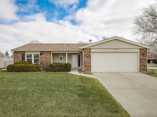 1225 Radcliffe Rd, Buffalo Grove, IL 60089