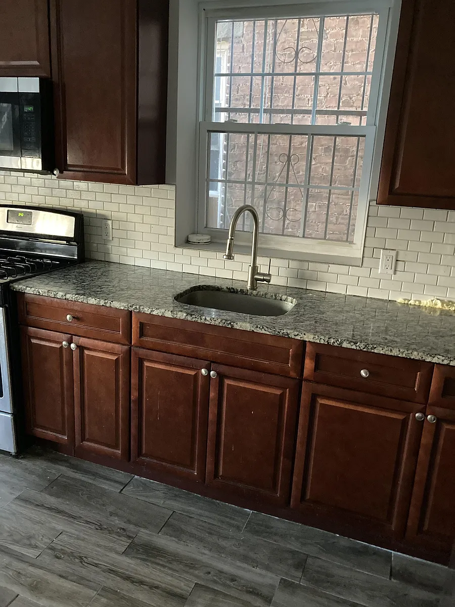 Building Photo - 416 S 17th St #1