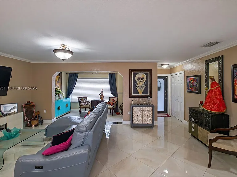 2431 SW 127th Ave — Photo 13