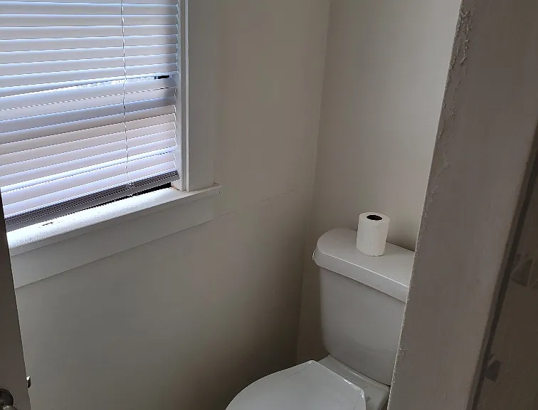 2339 Hilgard Ave #301 — Photo 10