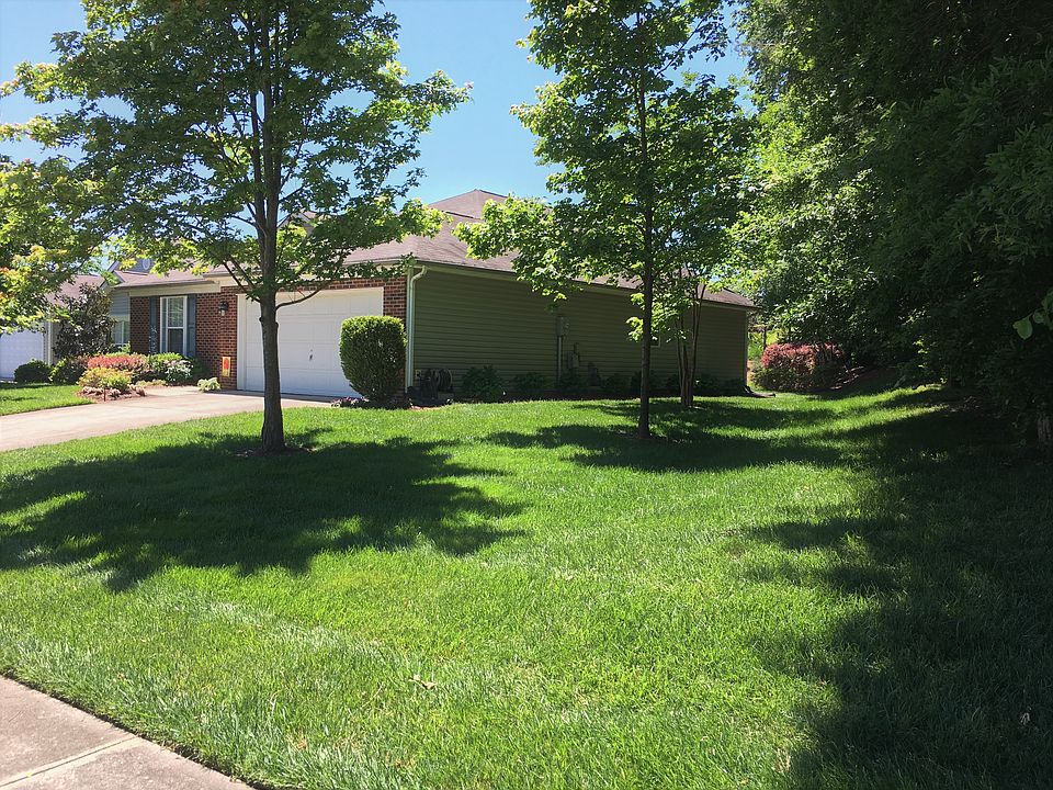 2nd image of 9233 Arbor Creek Dr