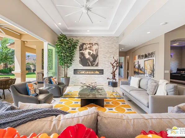 8 Collegiate Cir, Rancho Mirage, CA 92270