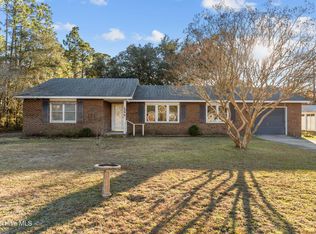 566 Palmer Drive, Southport, NC 28461