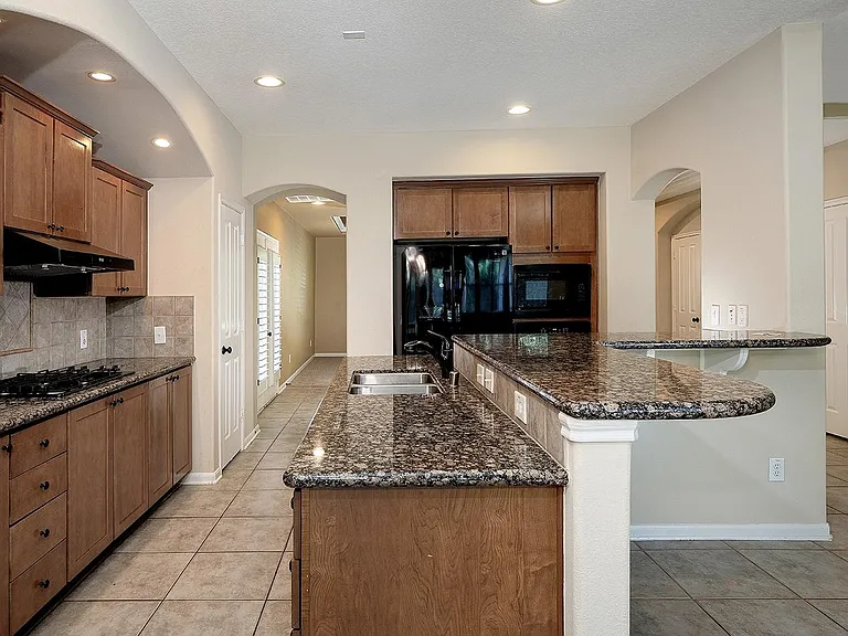 54 S Longsford Cir — Photo 13