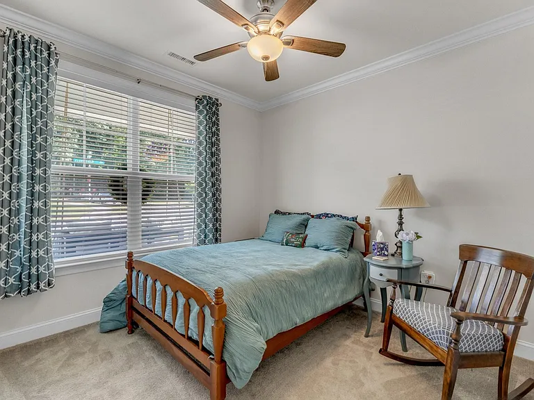 1526 Cloverfield Ct — Photo 37