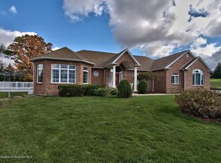 1000 Summit Hill Dr, Clarks Summit, PA 18411