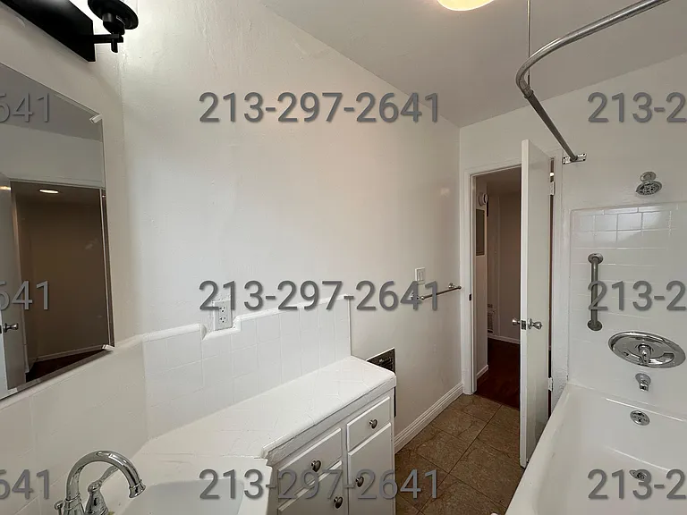 7262 Fountain Ave #2 — Photo 5