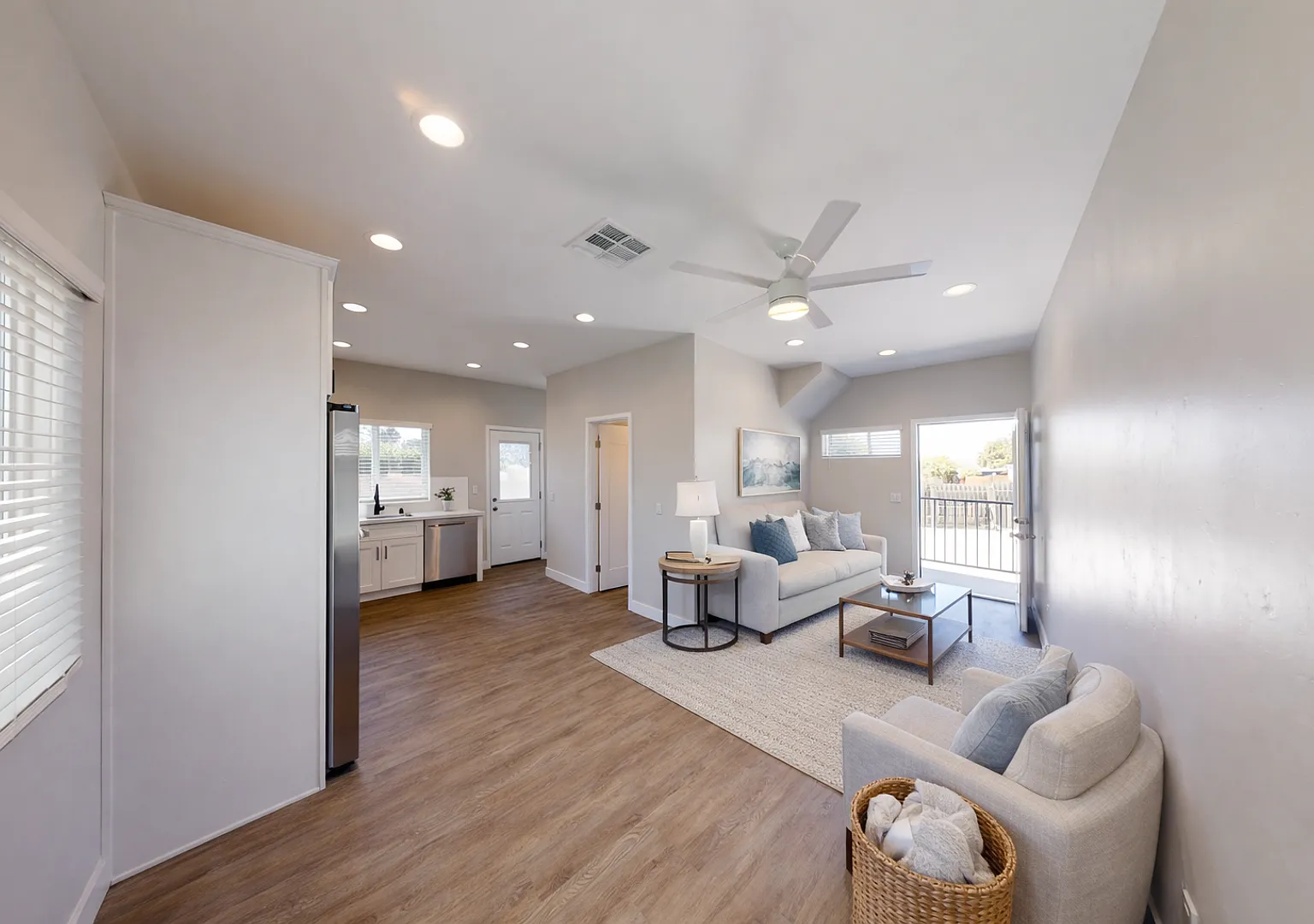 4BD/2BA, Great Outdoor Space! — Photo 3