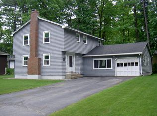 28 Biscayne Pkwy, Nashua, NH 03064