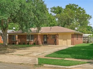2104 Wakefield Ave, Bossier City, LA 71111