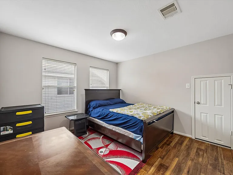 21702 Cozy Hollow Ln — Photo 15