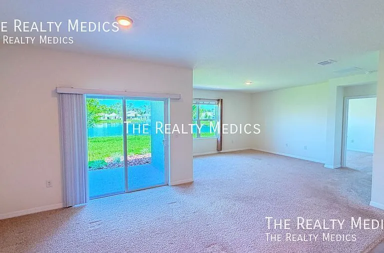 3231 Silas Dr — Photo 5