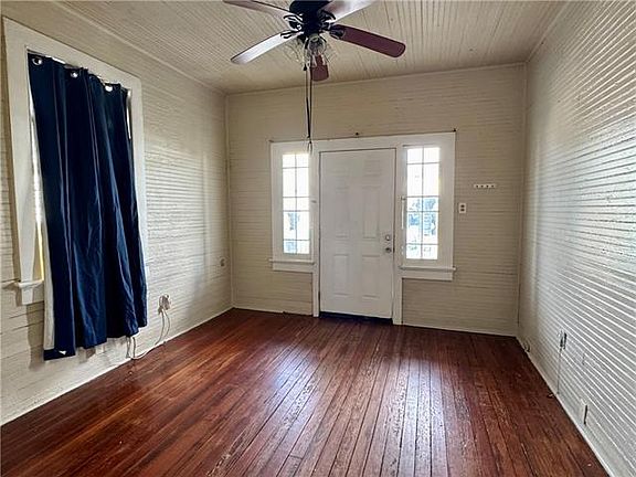 3rd image of 456 Avenue A