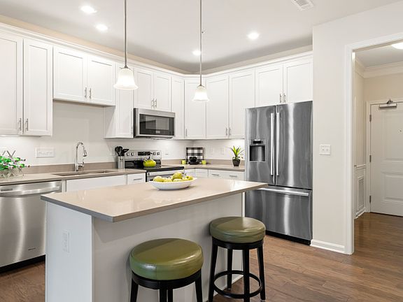 Spacious Kitchen Design