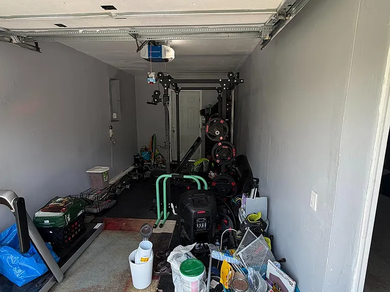 4 Patricia Ln — Photo 25