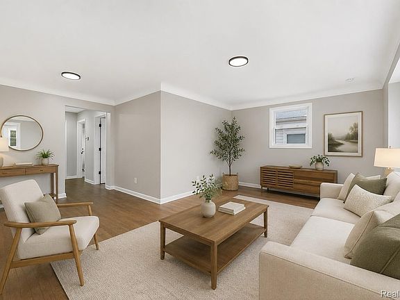 4th image of 20201 Grandville Ave