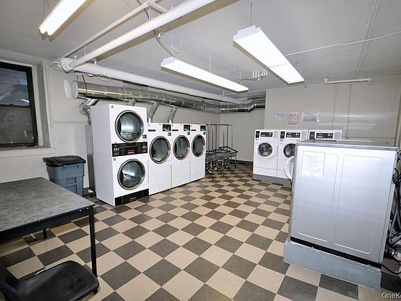 3rd image of 143 Garth Road #4D