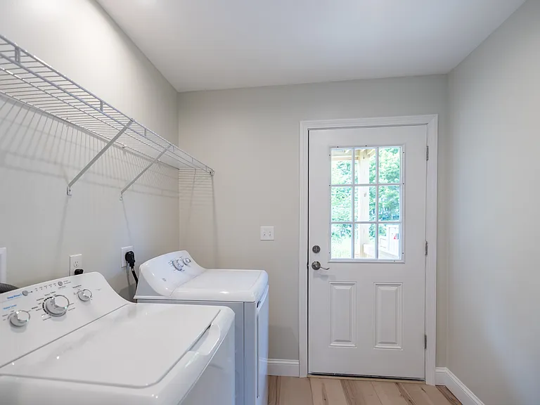 7 Russell Ave #2 — Photo 13