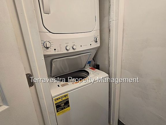 3rd image of 321-323 S 5th St #A