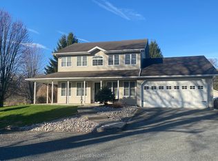 143 Taft Rd, Prince Edward County, ON K0K1L0
