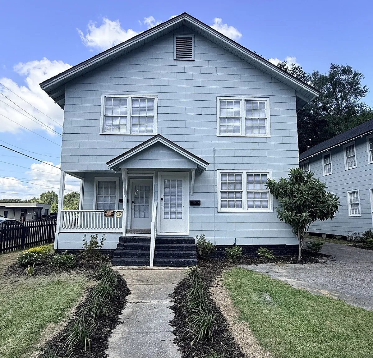 2 bed, 1.0 bath, $1,500 — Photo 1