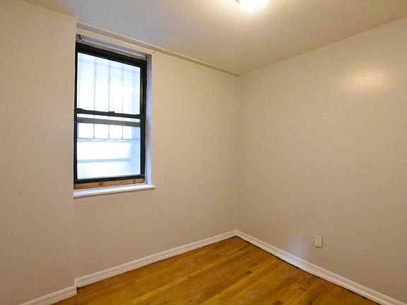 3rd image of 63 W 109th St APT 2A