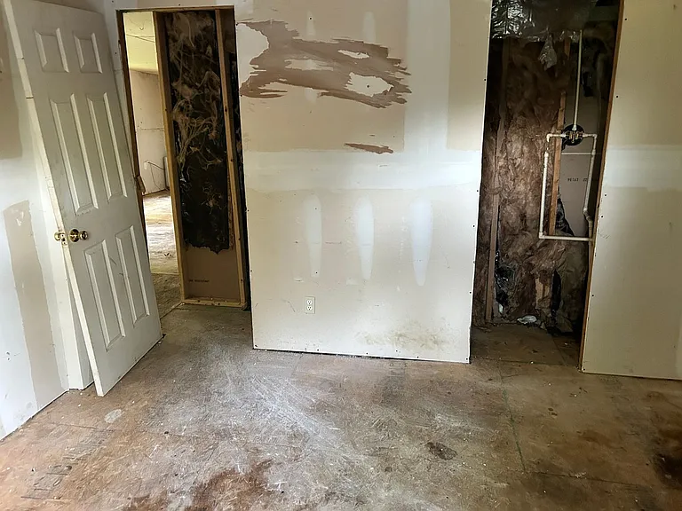 2913 Brownsville Rd — Photo 15