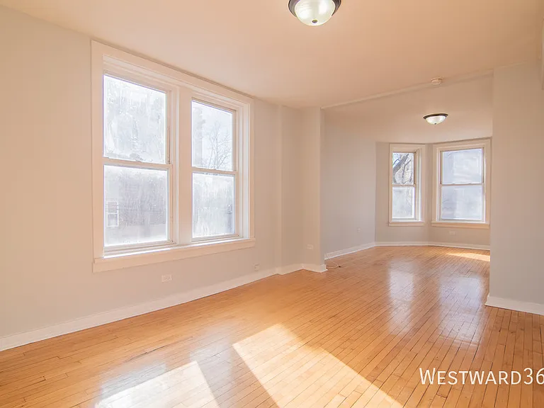 1141 S Francisco Ave #3F — Photo 4