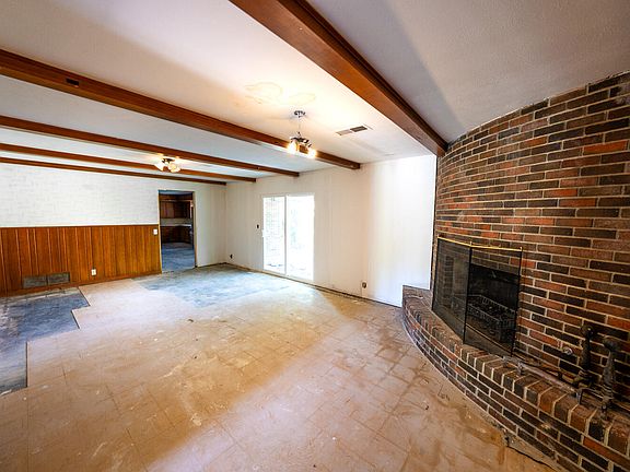 2nd image of 3304 53rd St