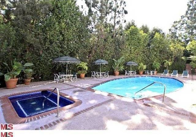 1st image of 8530 Holloway Dr APT 103