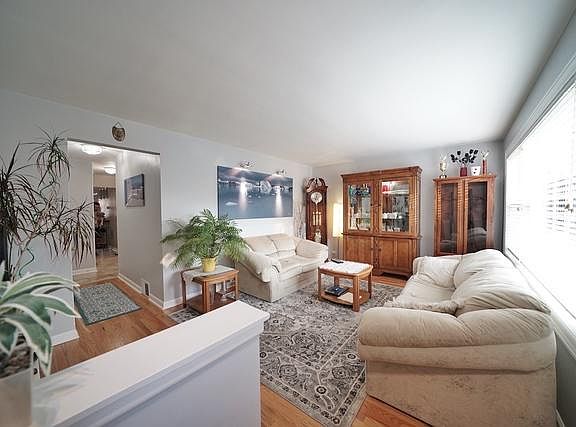 2nd image of 3455 N Oketo Ave