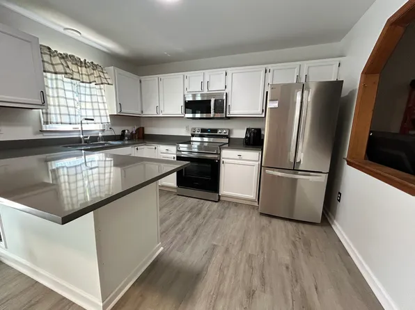 1339 Old Linden Rd, Linden, VA 22642