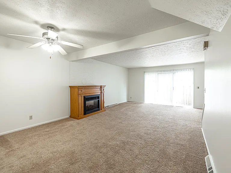 Woodside Terrace Apartments — Photo 52