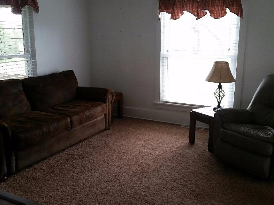 2nd image of 17481 185th Rd