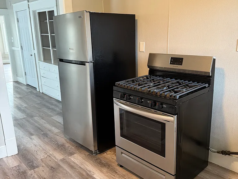 215 Wilson St #3 — Photo 2