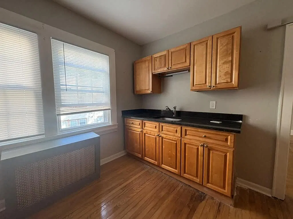 1 bed, $1,375 — Photo 2