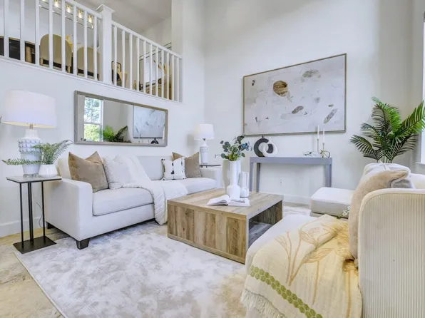 308 Whidbey Ln, Redwood City, CA 94065