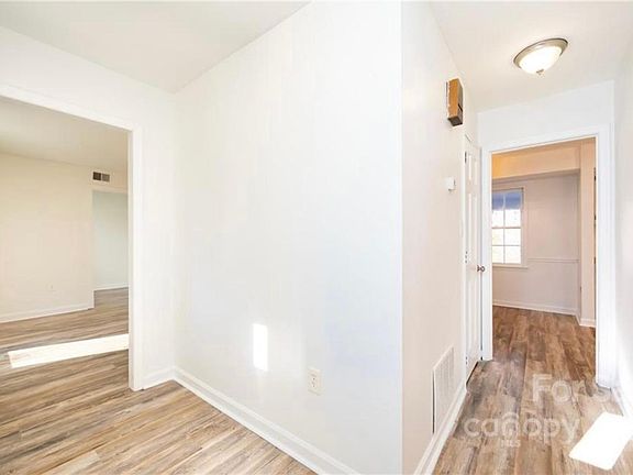 2nd image of 7646 Winterset Dr