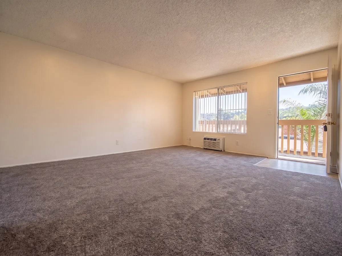 Building Photo - 1028 S Magnolia Ave #G