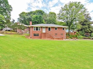 445 Sybil Ln SE, Marietta, GA 30067