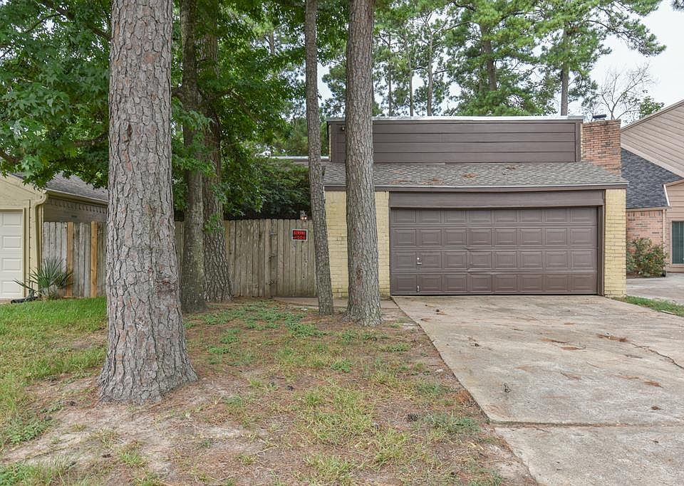 1st image of 11913 Lakewood West Dr
