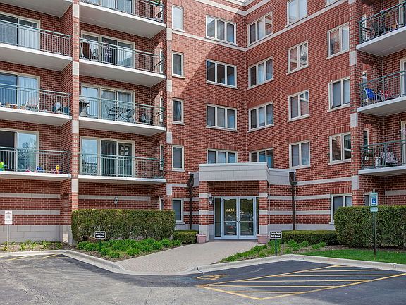 2nd image of 6430 W Berteau Ave APT 411