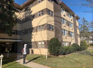 (Undisclosed Address), Skokie, IL 60077
