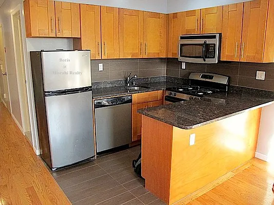 Rented by J Misrahi Realty Corp | media 2