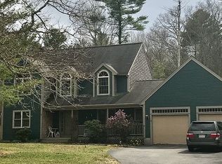 9 McCrillis Farm Ln, Middleboro, MA 02346