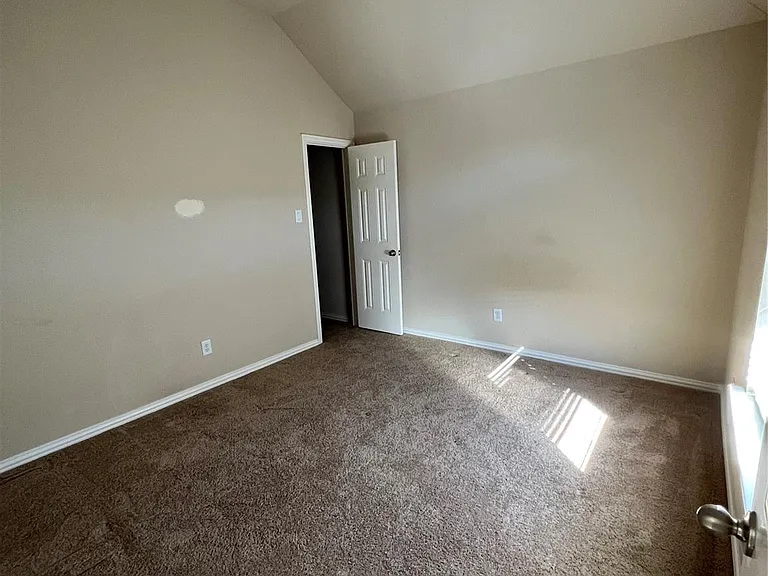 5503 Baby Blue Ln — Photo 28