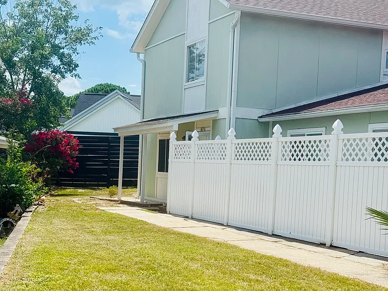 1471 Turkey Ridge Rd #B — Photo 1