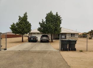15978 Vine St, Hesperia, CA 92345