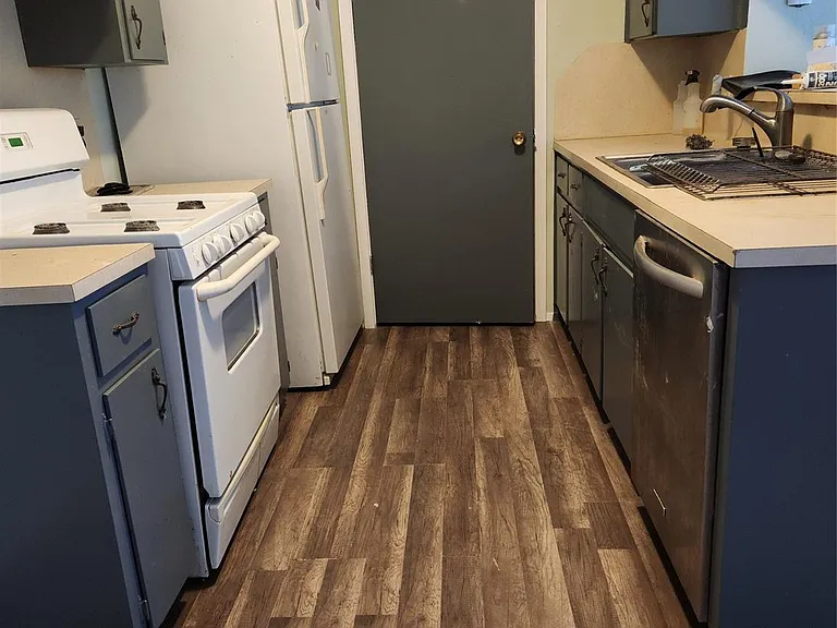 2301 Polaris Ave #102 — Photo 6